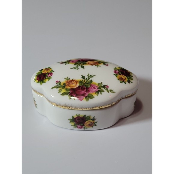 Vintage Royal Albert Old Country Roses Trinket Box-England - Picture 1 of 6